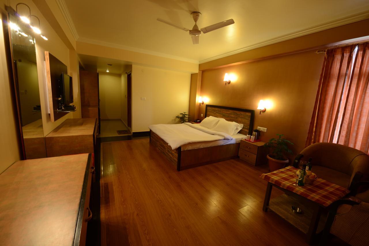 Hotel Park Paradise Manali 马拉里 外观 照片
