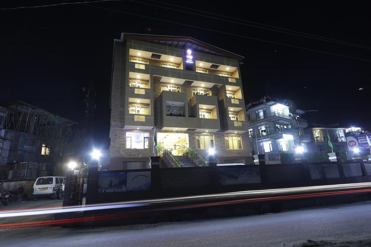 Hotel Park Paradise Manali 马拉里 外观 照片