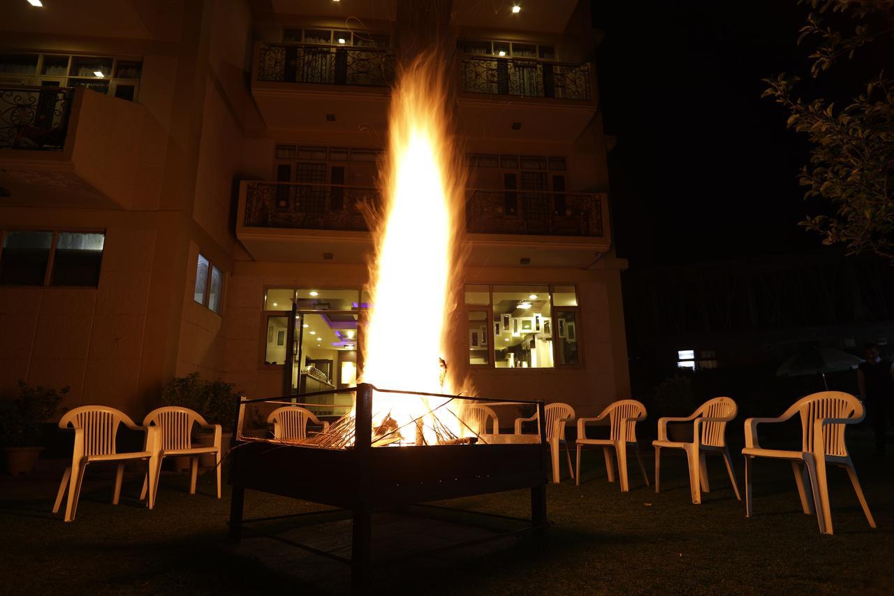 Hotel Park Paradise Manali 马拉里 外观 照片
