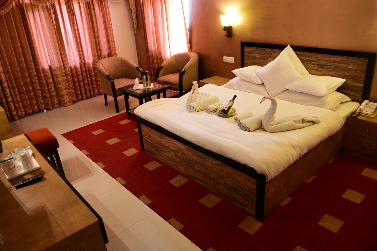 Hotel Park Paradise Manali 马拉里 外观 照片